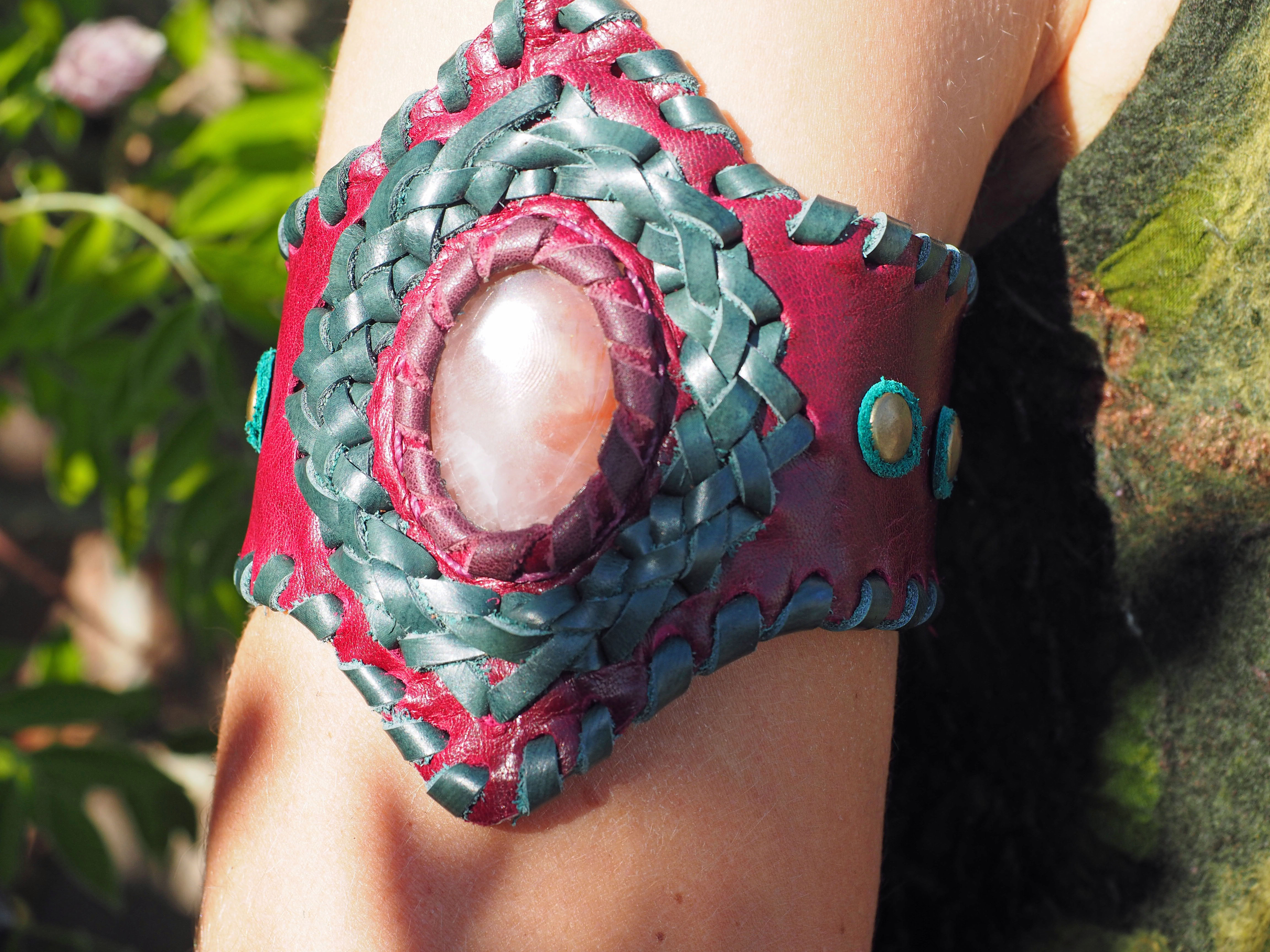 leather upper arm bracelet